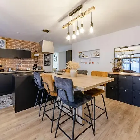 L'atelier - A 50m Et Remparts A 500m דירה